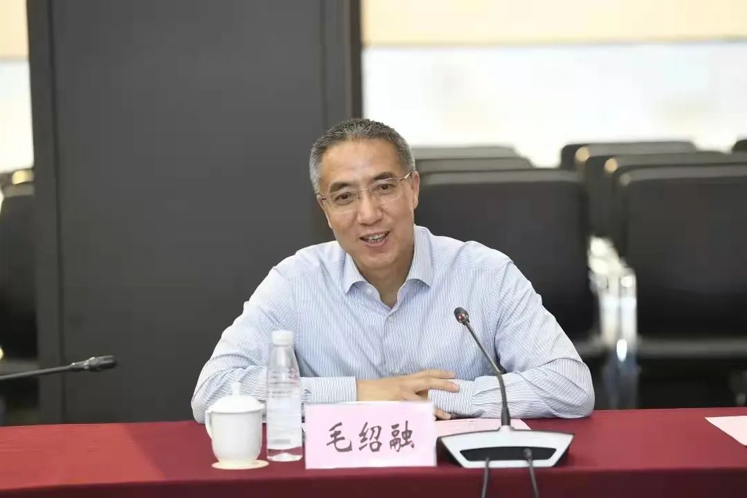 z6尊龙官方网站与杭报集团签订战略合作协议(图2)